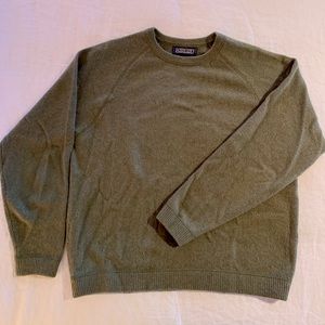 Cashmere crew neck sweater, moss green